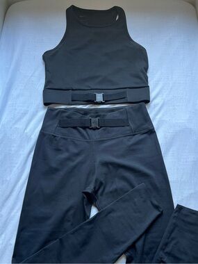 Nike Black One Lux Buckle Crop Tank and Leggings Set